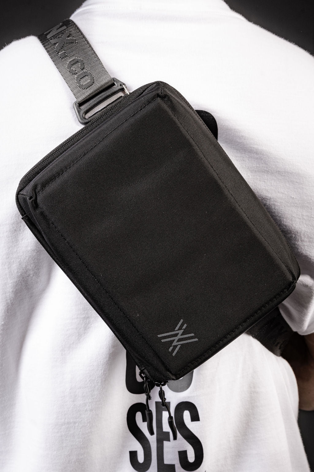 NX Essentials Sling